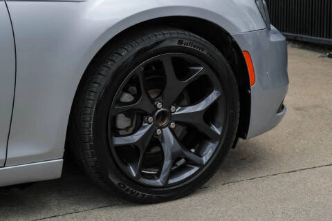 2021 Chrysler 300 S V6