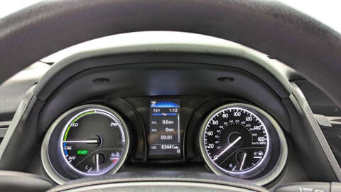2024 Toyota Camry Hybrid LE