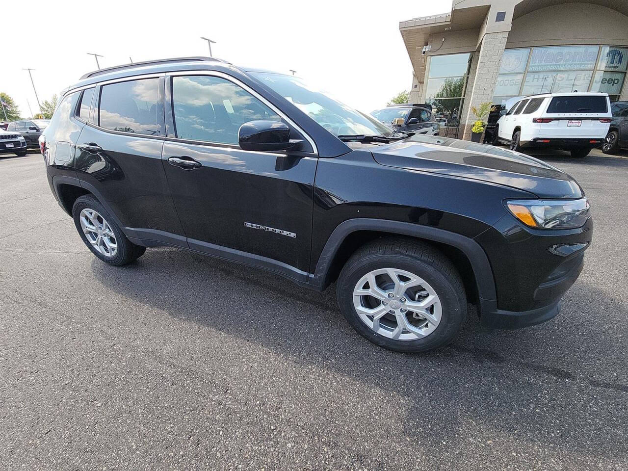 2024 Jeep Compass for sale at Victoria Auto Sales in Victoria, MN