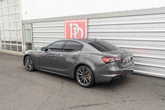 2022 Maserati Ghibli 38