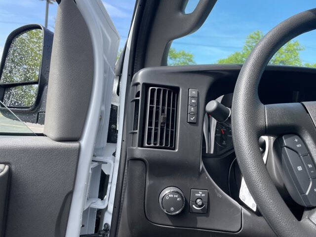 2026 Chevrolet Express 2500