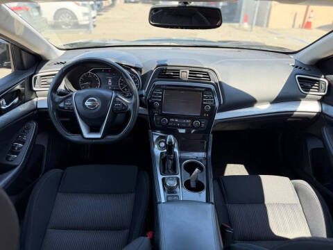 2016 Nissan Maxima