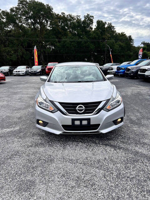 2016 Nissan Altima for sale at GRACELAND AUTO LLC in Thonotosassa, FL