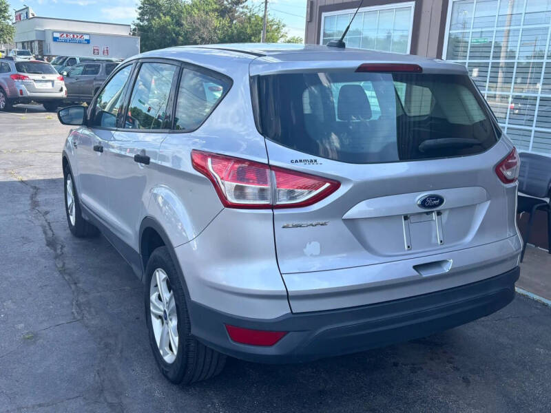 2015 Ford Escape S