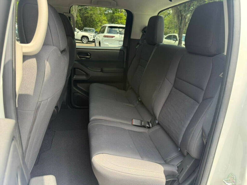 2025 Nissan Frontier
