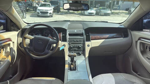 2010 Ford Taurus Limited