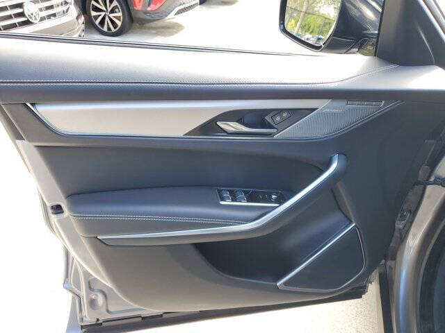 2024 Jaguar F-PACE P250 R-Dynamic S