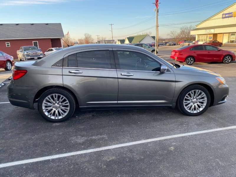 2013 Chrysler 200 Limited