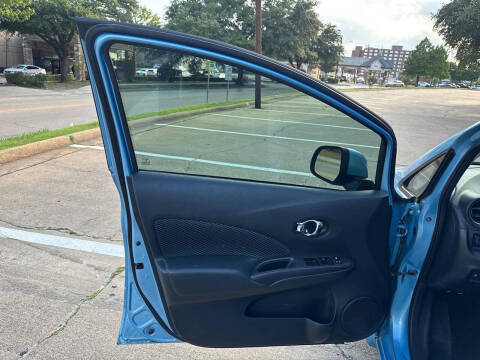 2014 Nissan Versa Note SV