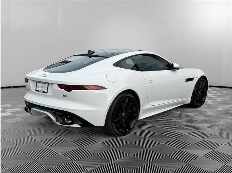 2020 Jaguar F-TYPE R