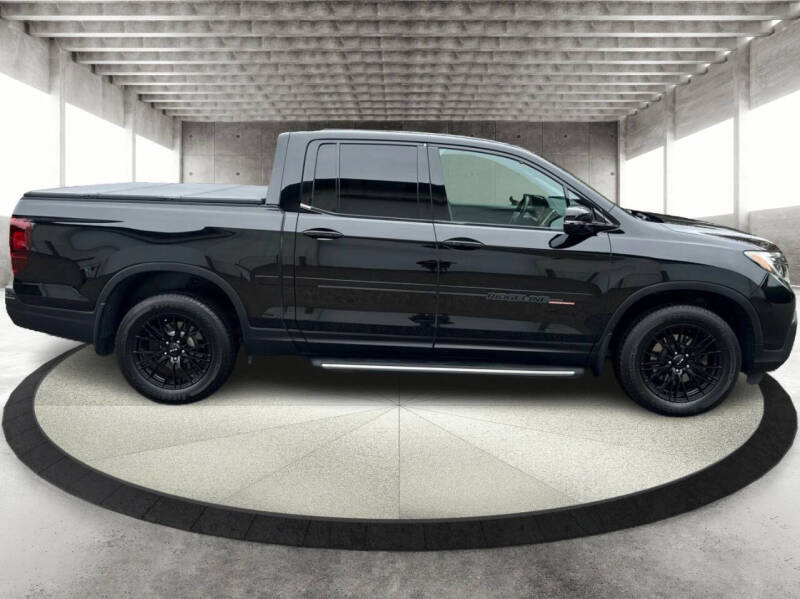 2017 Honda Ridgeline Black Edition's photo