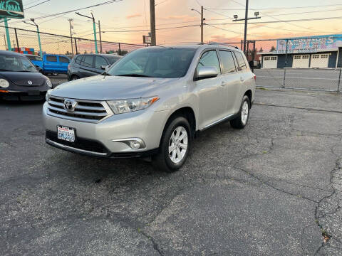 2013 Toyota Highlander for sale at First Union Auto in Seattle WA