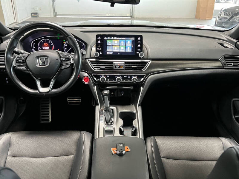 2019 Honda Accord Sport photo 9