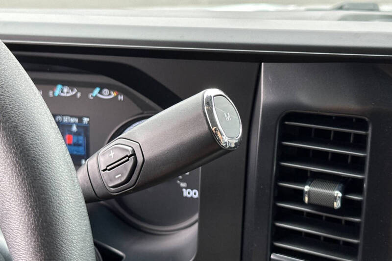 2025 Ford F-350 Super Duty XL