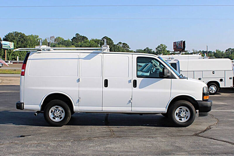 2024 Chevrolet Express 2500