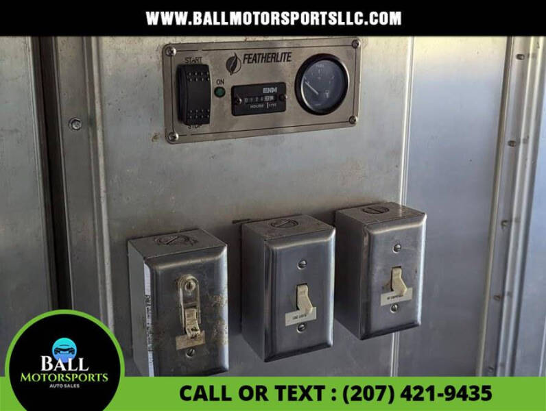 2004 Featherlite Trailer Two Car Hauler