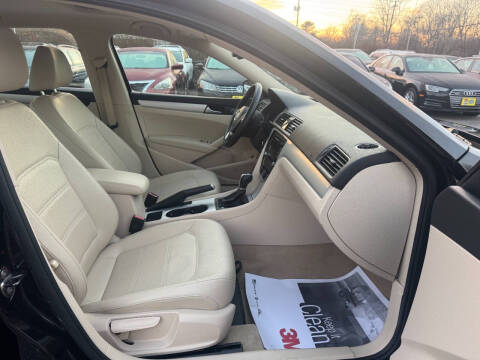 2013 Volkswagen Passat SE PZEV