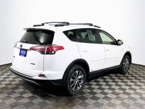 2018 Toyota RAV4 Hybrid LE Plus