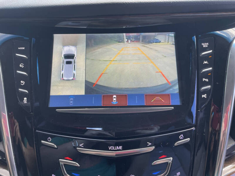 2018 Cadillac Escalade ESV Luxury