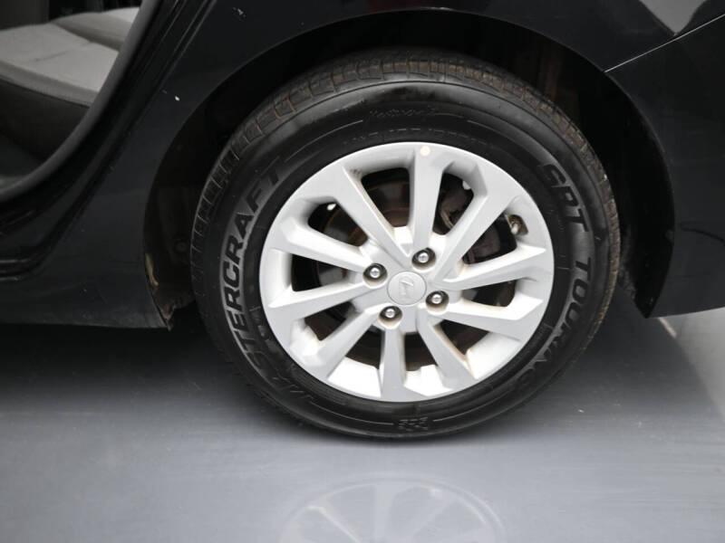 2020 Hyundai Accent SEL