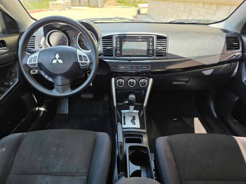 2017 Mitsubishi Lancer