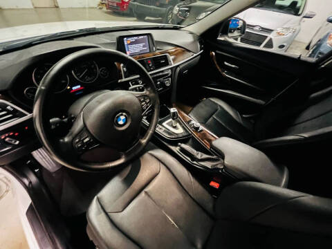 2017 BMW 3 Series 320i xDrive