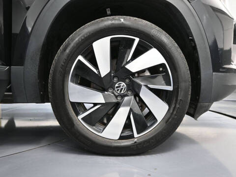 2024 Volkswagen Atlas Cross Sport SE 4Motion