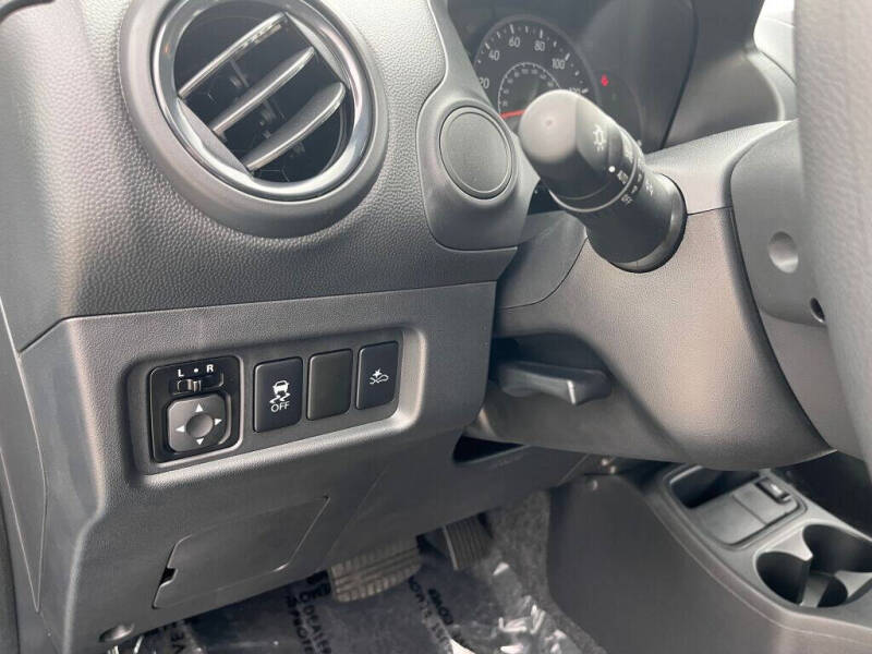 2024 Mitsubishi Mirage LE