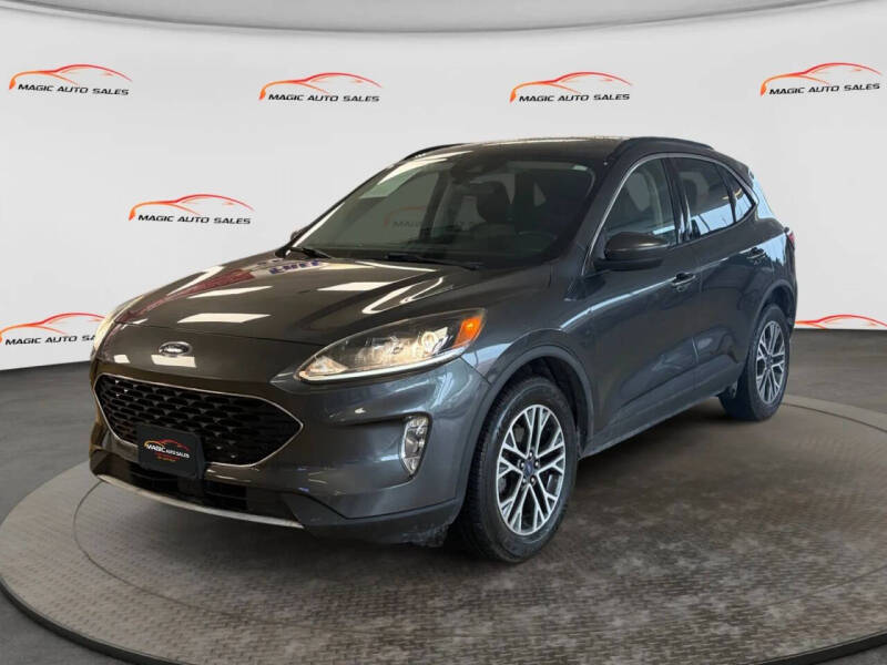 2020 Ford Escape SEL