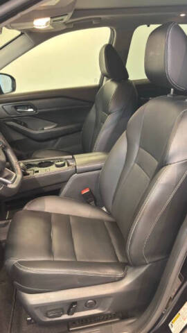 2022 Nissan Rogue SL