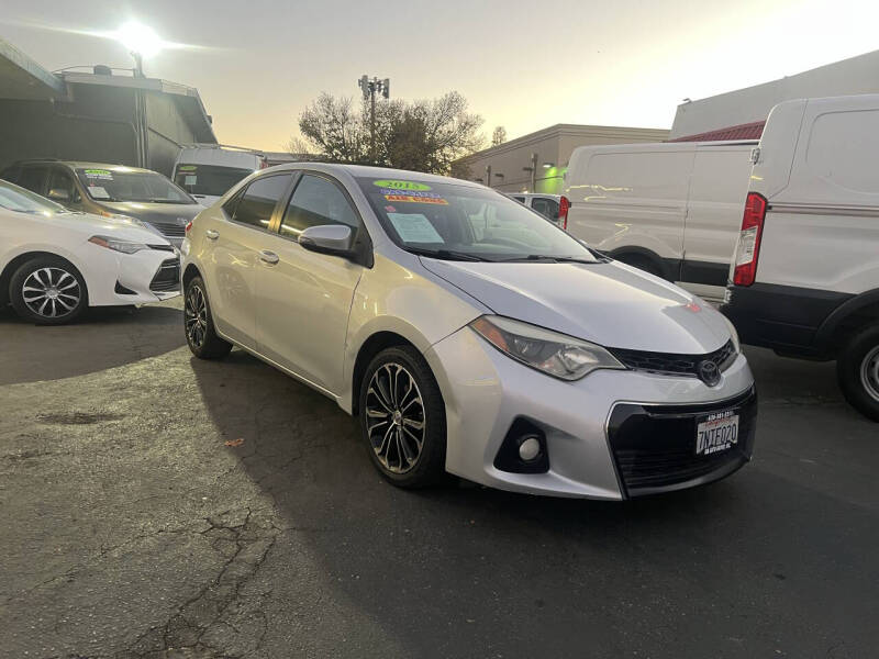 2015 Toyota Corolla S Plus