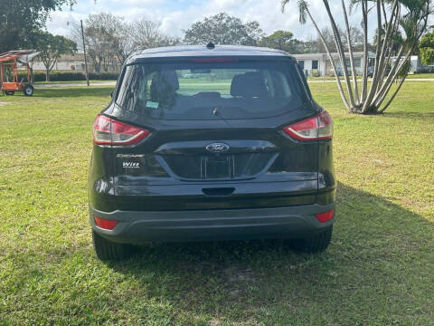 2015 Ford Escape S