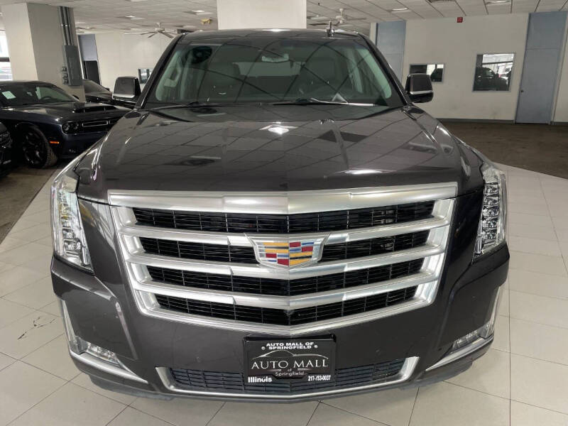 2017 Cadillac Escalade Luxury