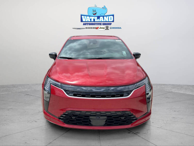 2027 Chrysler Pacifica Select