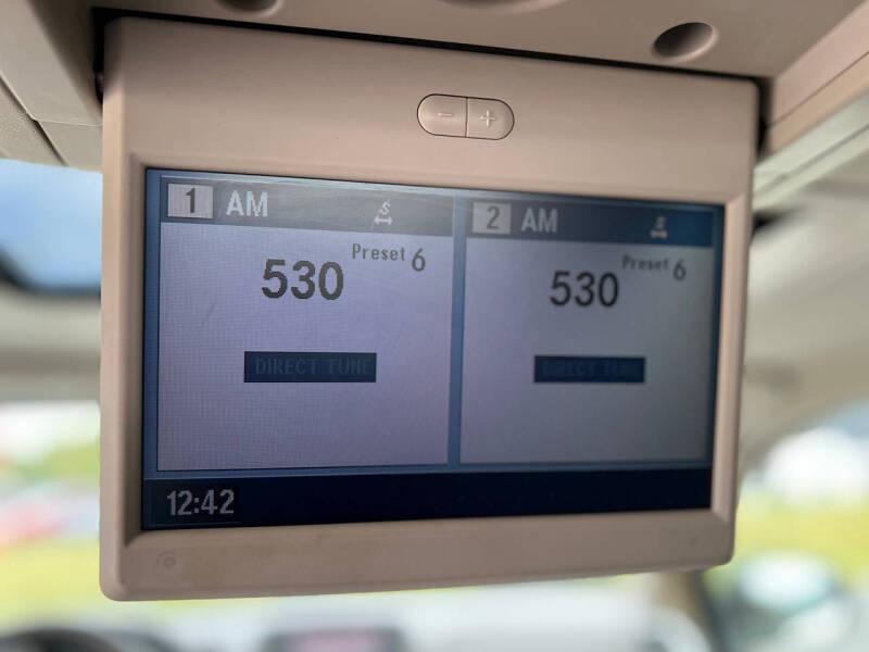 2013 Chrysler Town and Country Touring-L