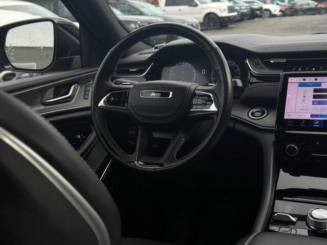 2022 Jeep Grand Cherokee Overland