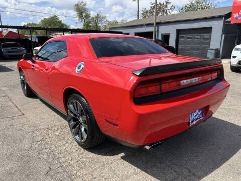 2014 Dodge Challenger SRT8 Core