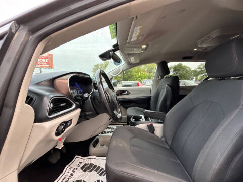 2019 Chrysler Pacifica Touring Plus