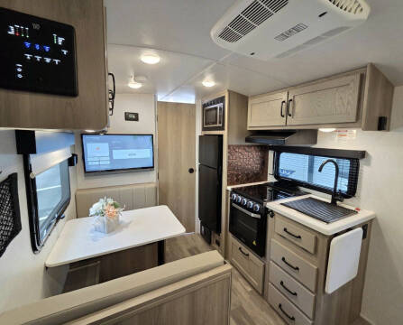 2024 Forest River Rockwood Geo Pro