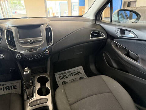 2017 Chevrolet Cruze LT Auto