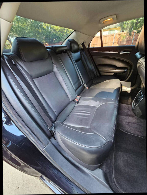 2018 Chrysler 300 Limited