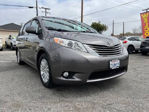 2011 Toyota Sienna for sale at Tristar Motors in Bell CA
