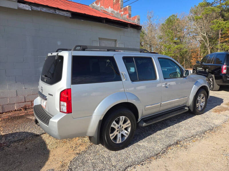 2012 Nissan Pathfinder Silver Edition