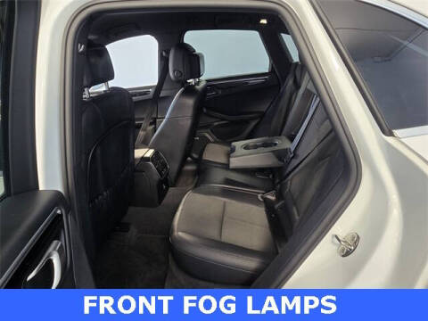 2022 Porsche Macan S