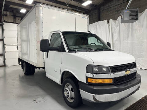 2022 Chevrolet Express 3500