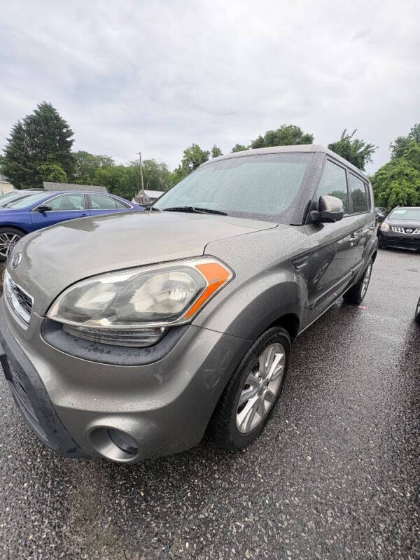 2012 Kia Soul +