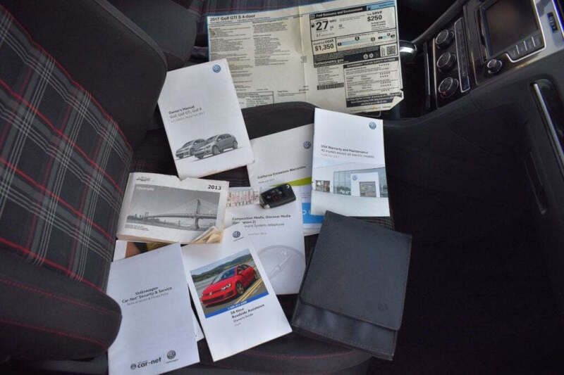 2017 Volkswagen Golf GTI S