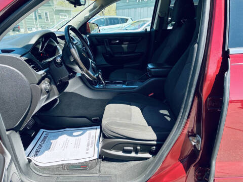 2017 Chevrolet Traverse LT