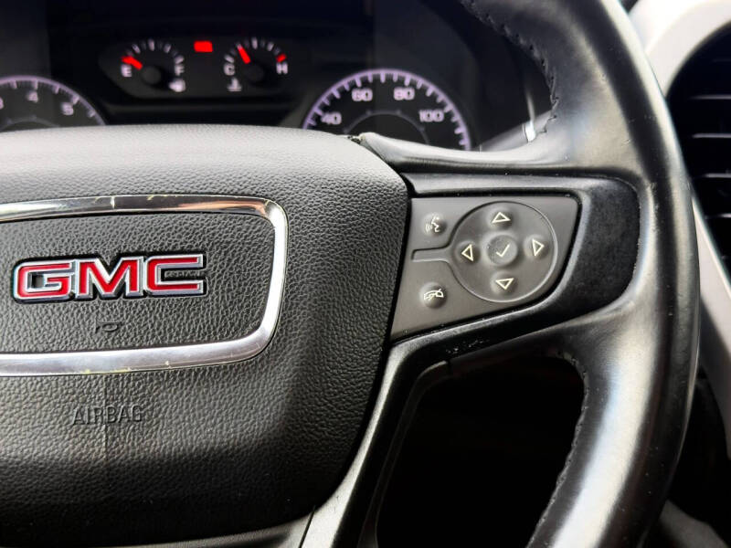 2017 GMC Acadia SLE-1