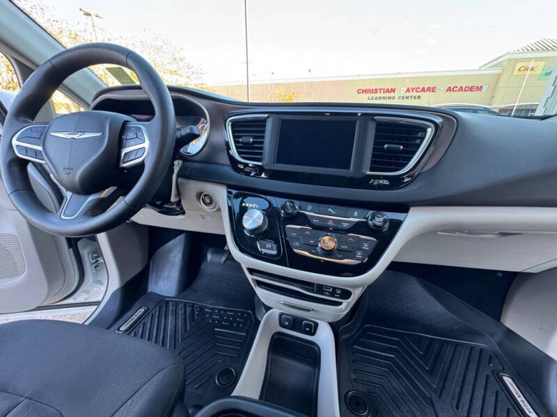 2018 Chrysler Pacifica Touring Plus